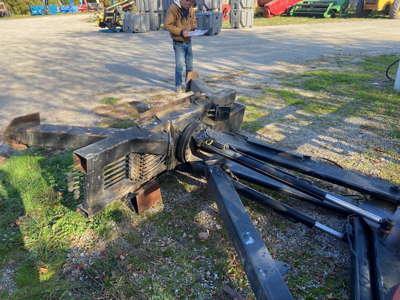 Miscellaneous  Mounted Hydraulic Crane Photo